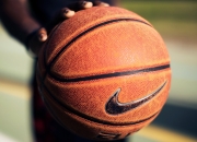 开云体育app-青春风暴席卷赛场，加维冠军级表现引领西班牙，洪都拉斯冲垮克罗地亚的战术启示