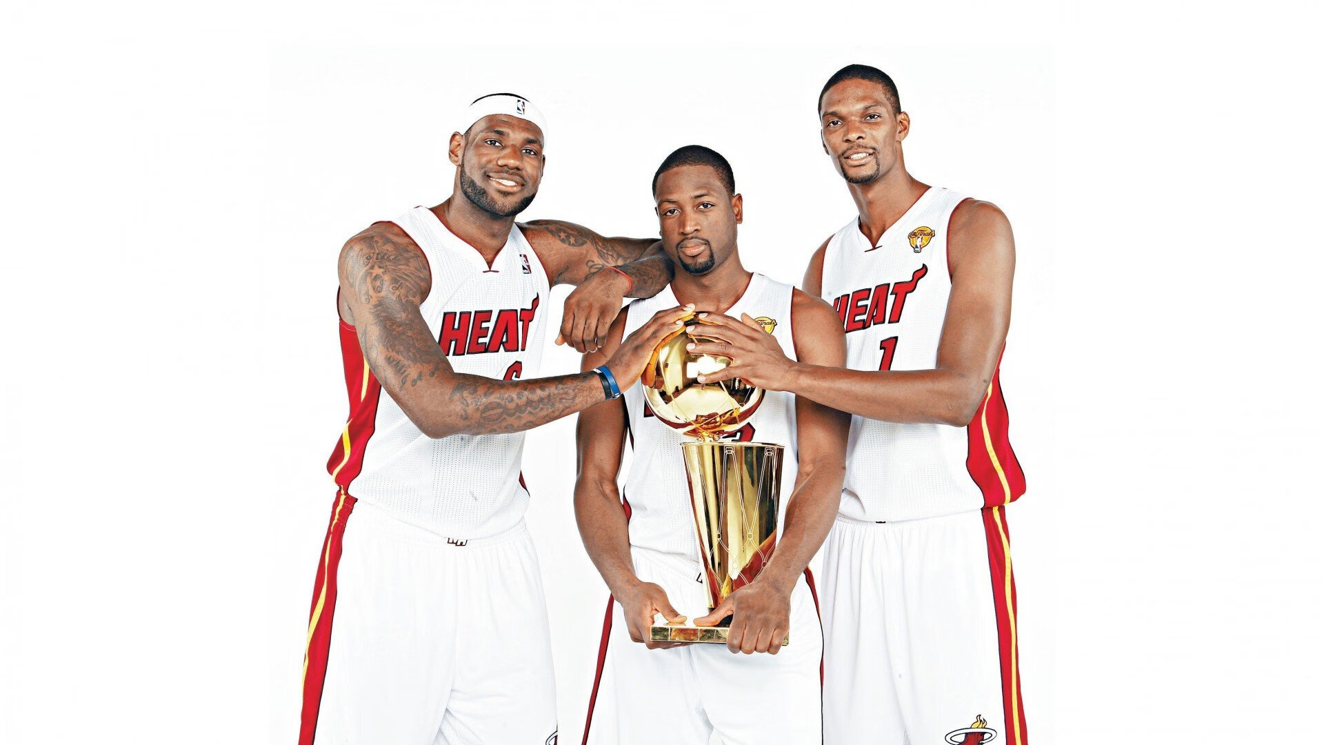 橙色风暴席卷巴黎,蒂亚戈的致命一击如何改写欧洲足球版图