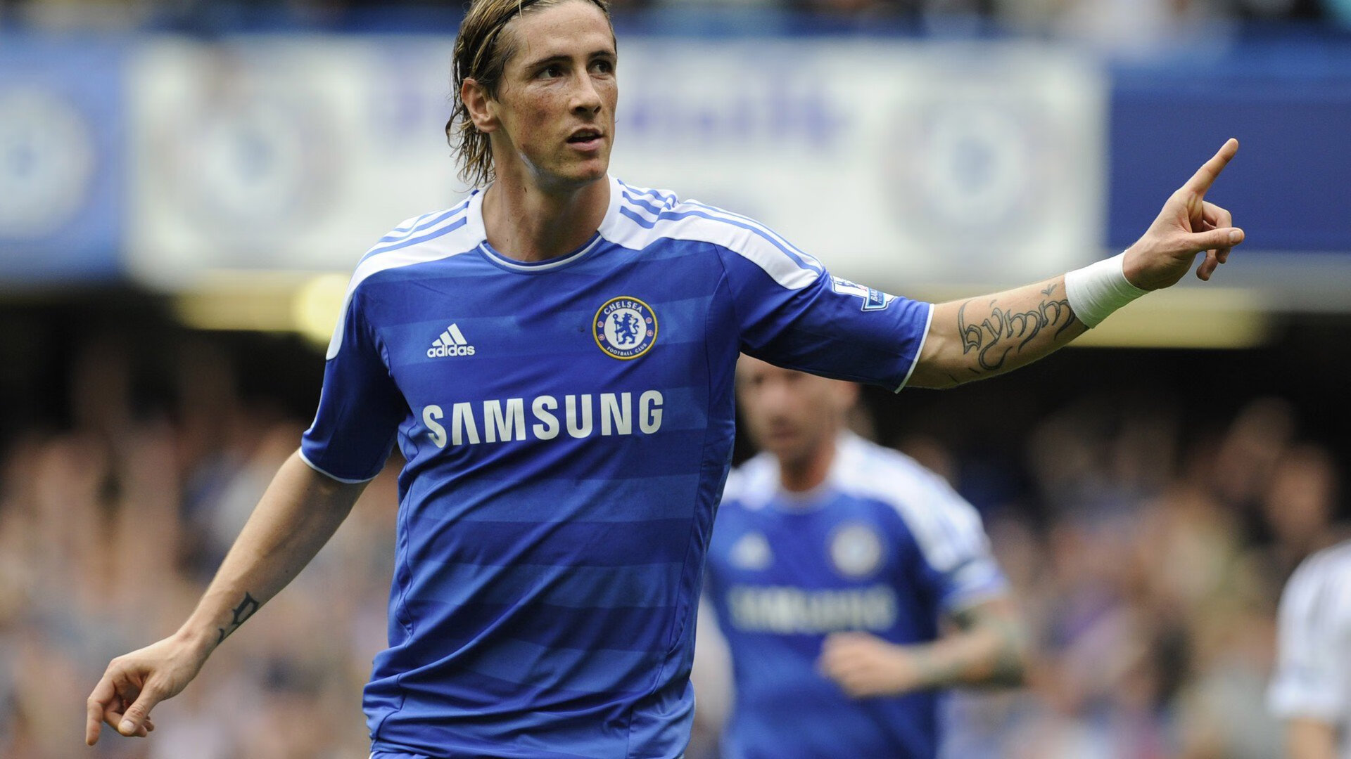 跨界统治力，当东契奇在F1赛道接管比赛，公牛力克猛龙的隐喻