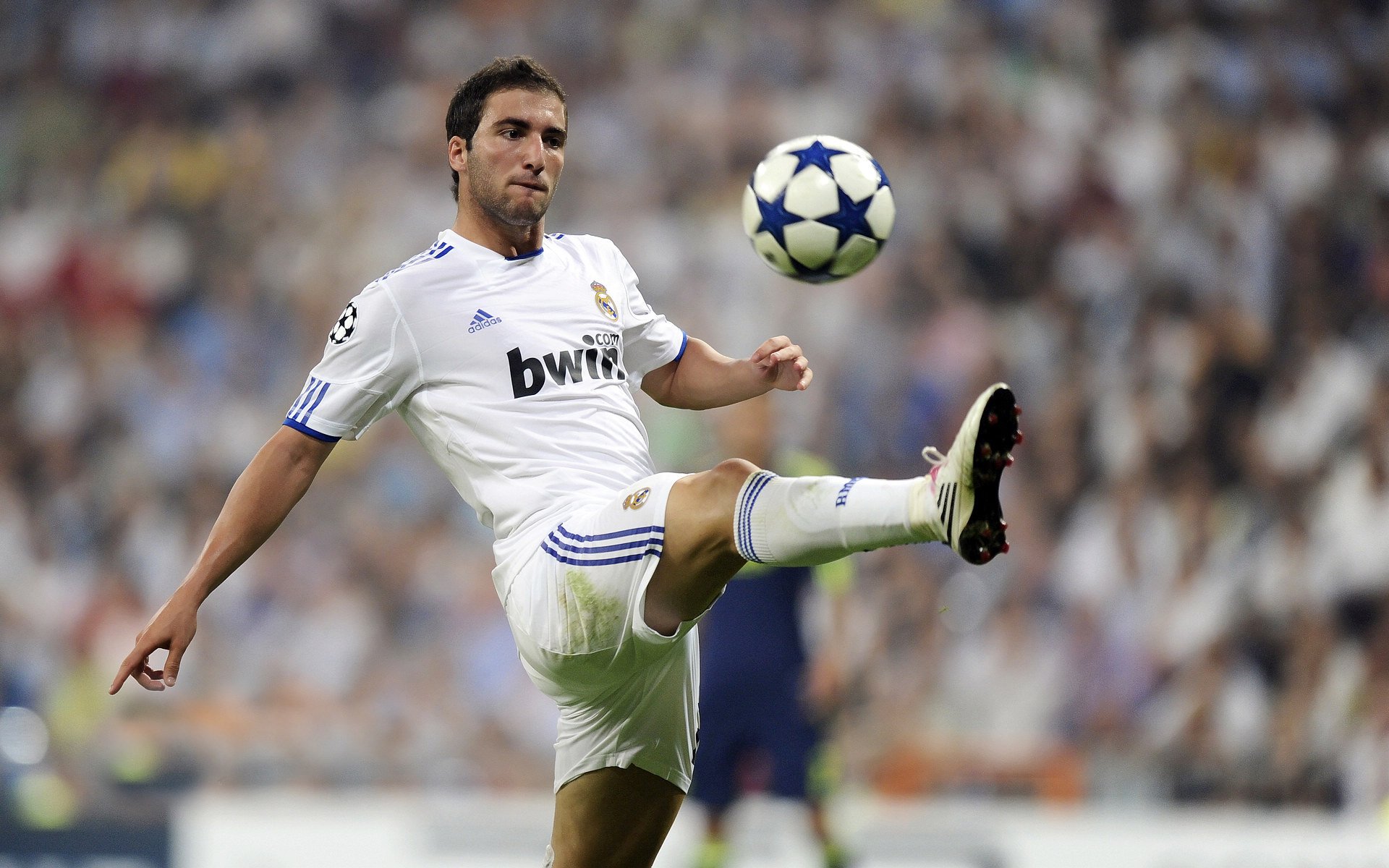 当西甲国家德比遇上京味篮球,一场跨越时空的火力压制哲学