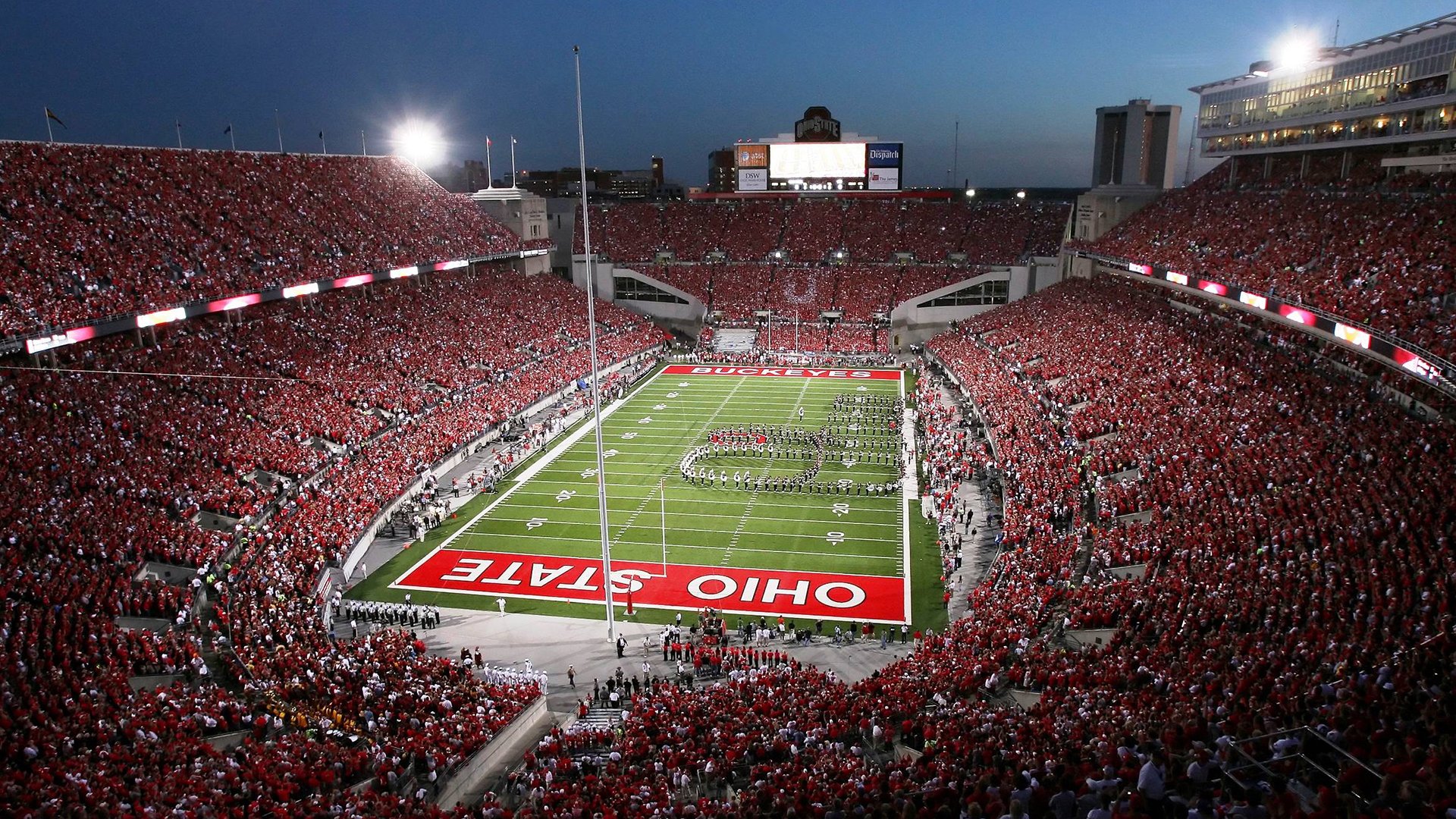 新大陆之鹰展翅翱翔，美加墨世界杯焦点战，老鹰队战术完胜深圳队的启示