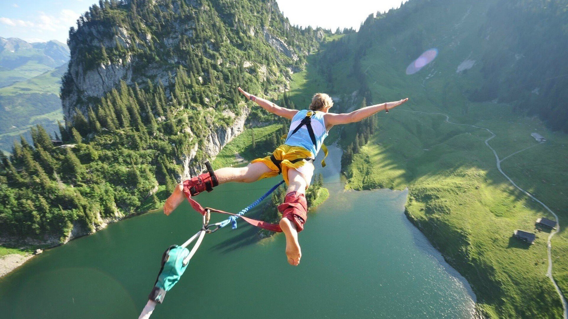 绿茵孤岛,爱尔兰如何在欧冠焦点战中以看不见的城墙压制摩洛哥天才
